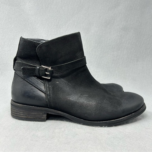 BDG Urban Outfitters Black Leather Ankle Booties Women's Size EU 39 - Picture 3 of 13